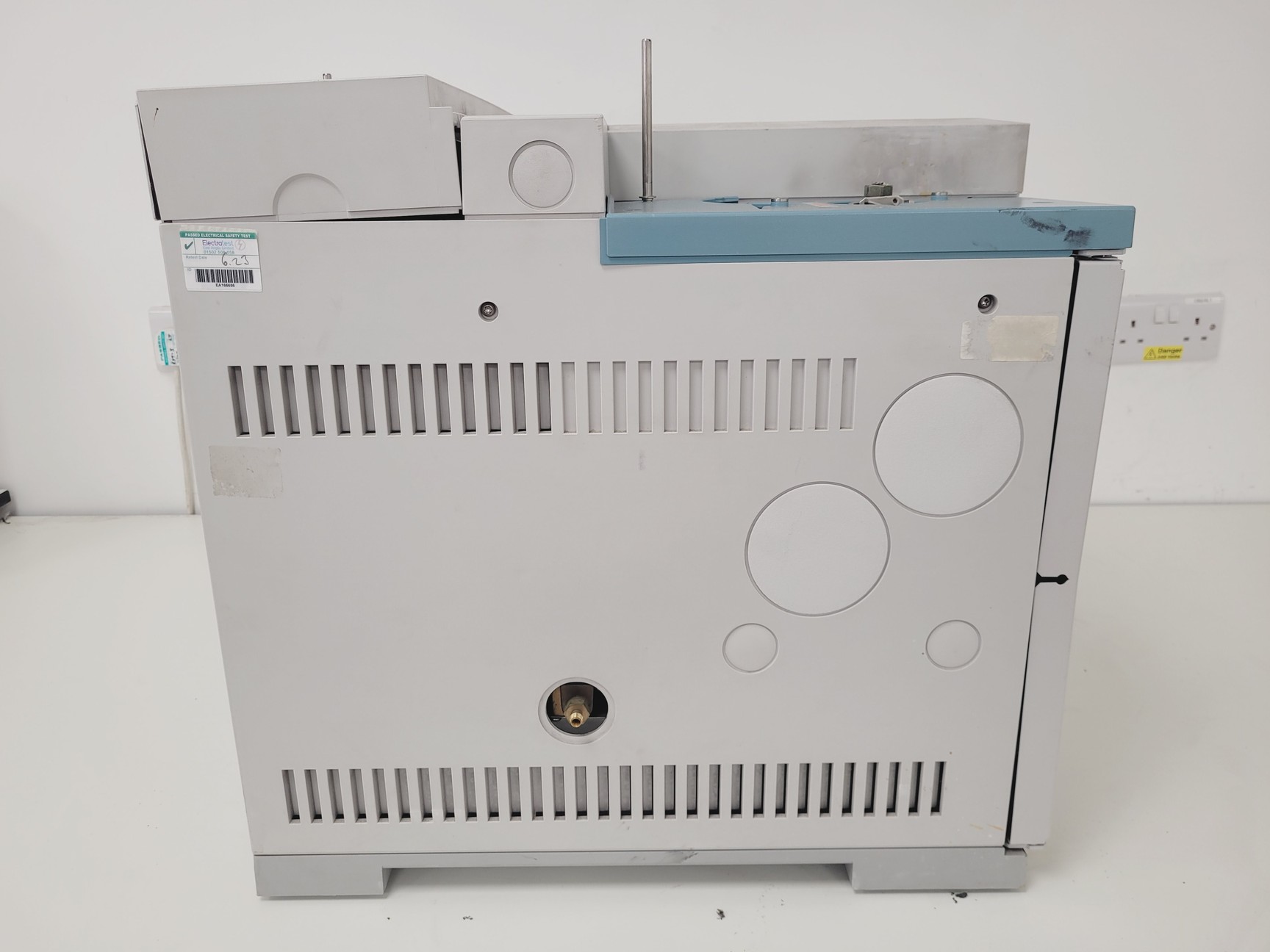 Hewlett Packard HP 6890 GC Gas Chromatograph with Injector Lab