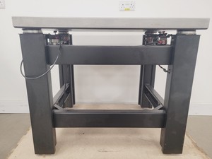 Thumbnail image of TMC Micro-G 63-530 Anti-Vibration Isolation Table Lab