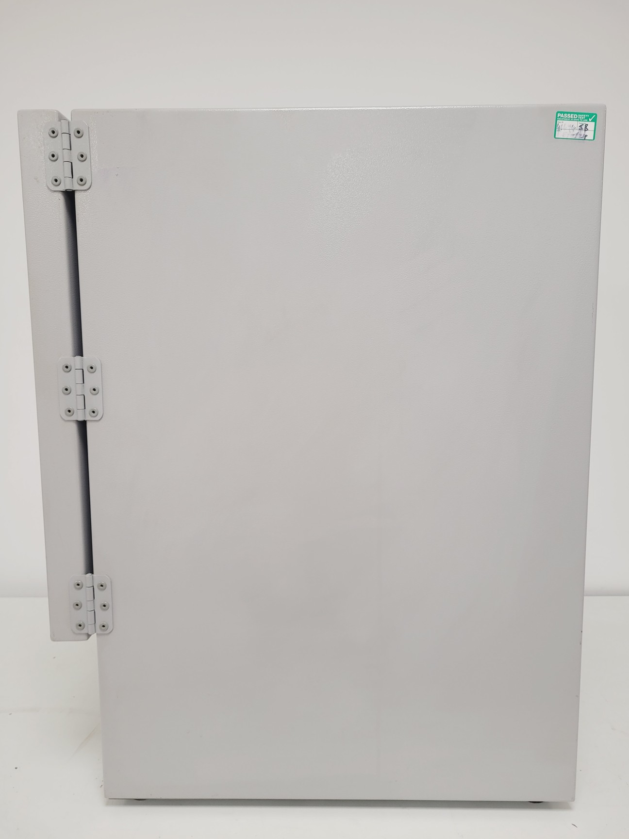 Image of SLS Benchtop Lab Oven GP100CLAD100HYD Lab