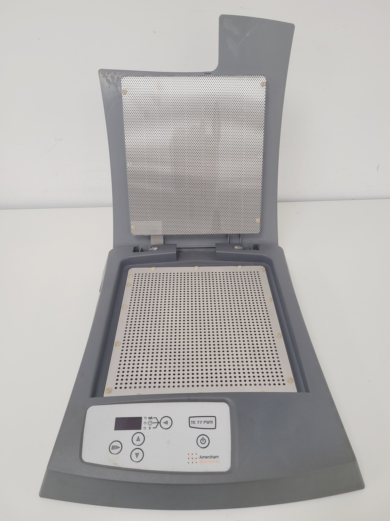 Image of Amersham Biosciences TE 77 PWR Lab