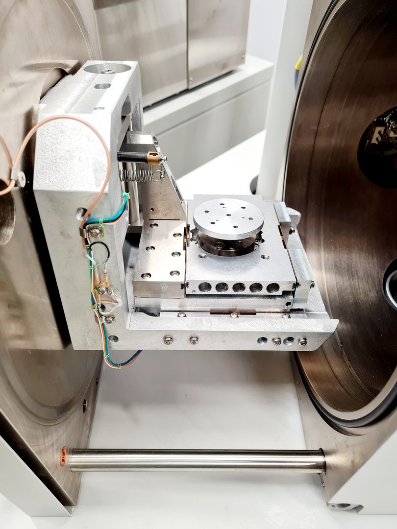 Image of Philips XL30SEM Environmental Scanning Electron Microscope ESEM Lab