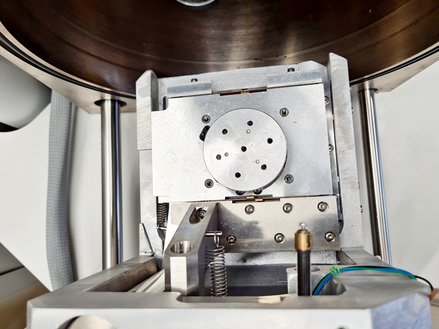 Image of Philips XL30SEM Environmental Scanning Electron Microscope ESEM Lab