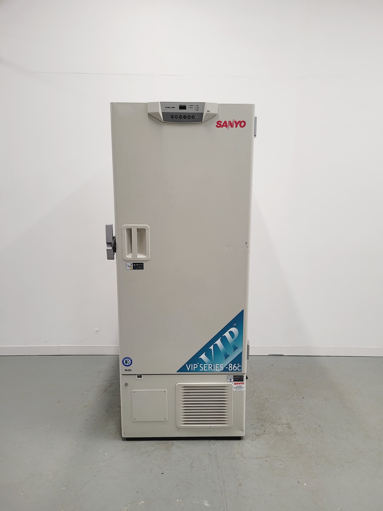 Image of Sanyo MDF-U52V Ultra Low Temperature Freezer ULT Lab