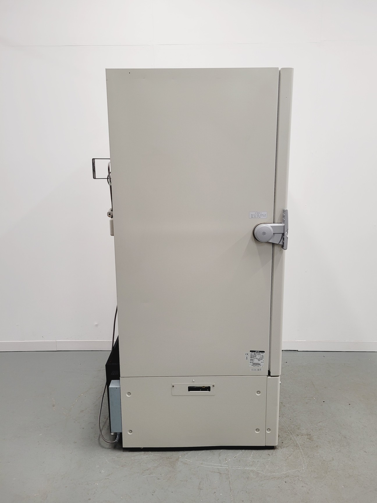 Image of Sanyo MDF-U52V Ultra Low Temperature Freezer ULT Lab