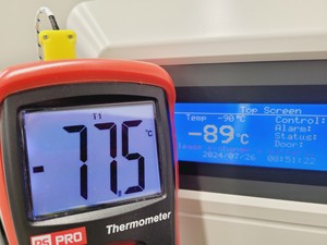 Thumbnail image of Panasonic MDF-U500VX Ultra Low Temperature Freezer ULT Lab