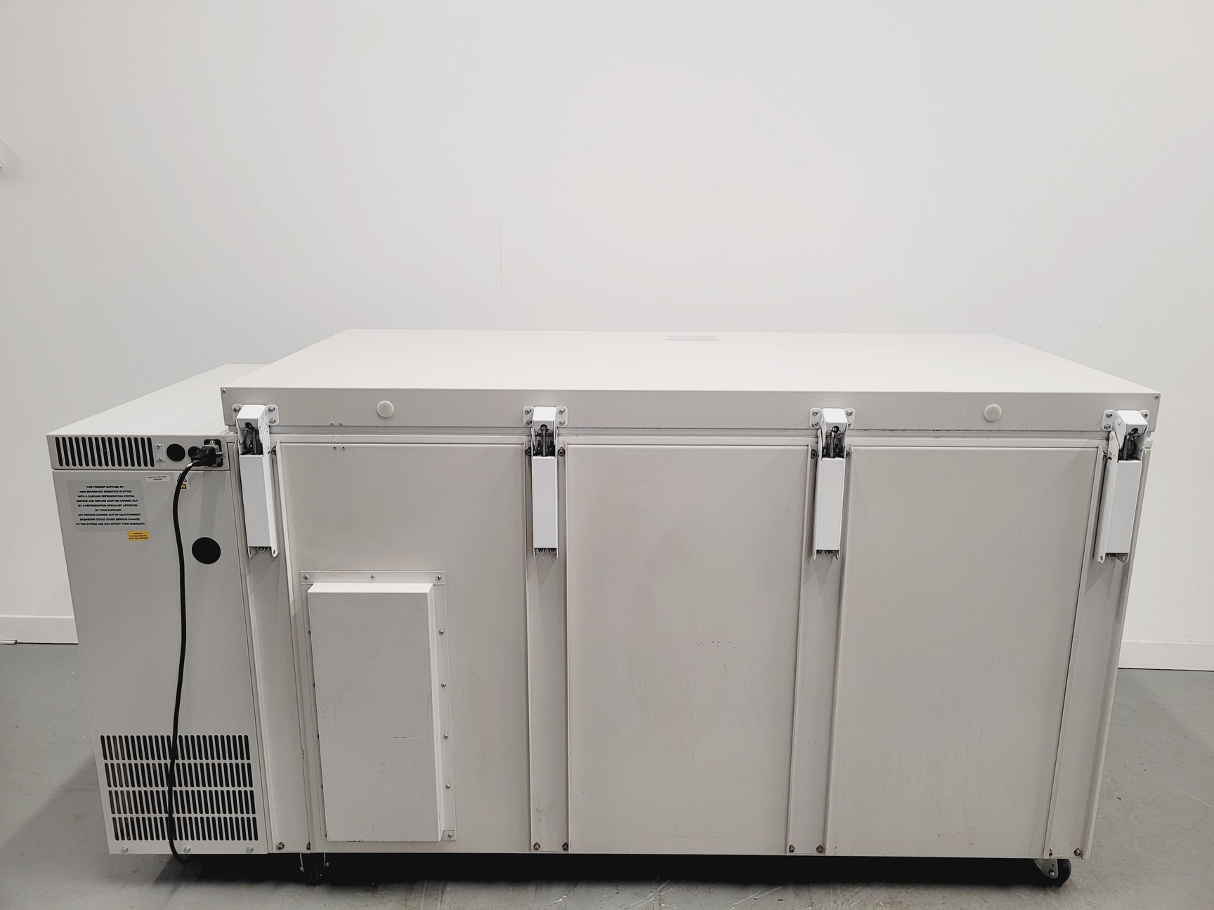 Image of New Brunswick Scientific C760 Innova Ultra Low Freezer ULT Chest Freezer Lab