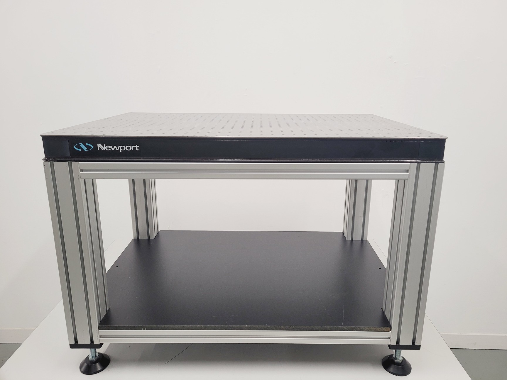 Image of Newport Optical Metric Breadboard Table 90 x 60cm With Shelf And Plinth Lab
