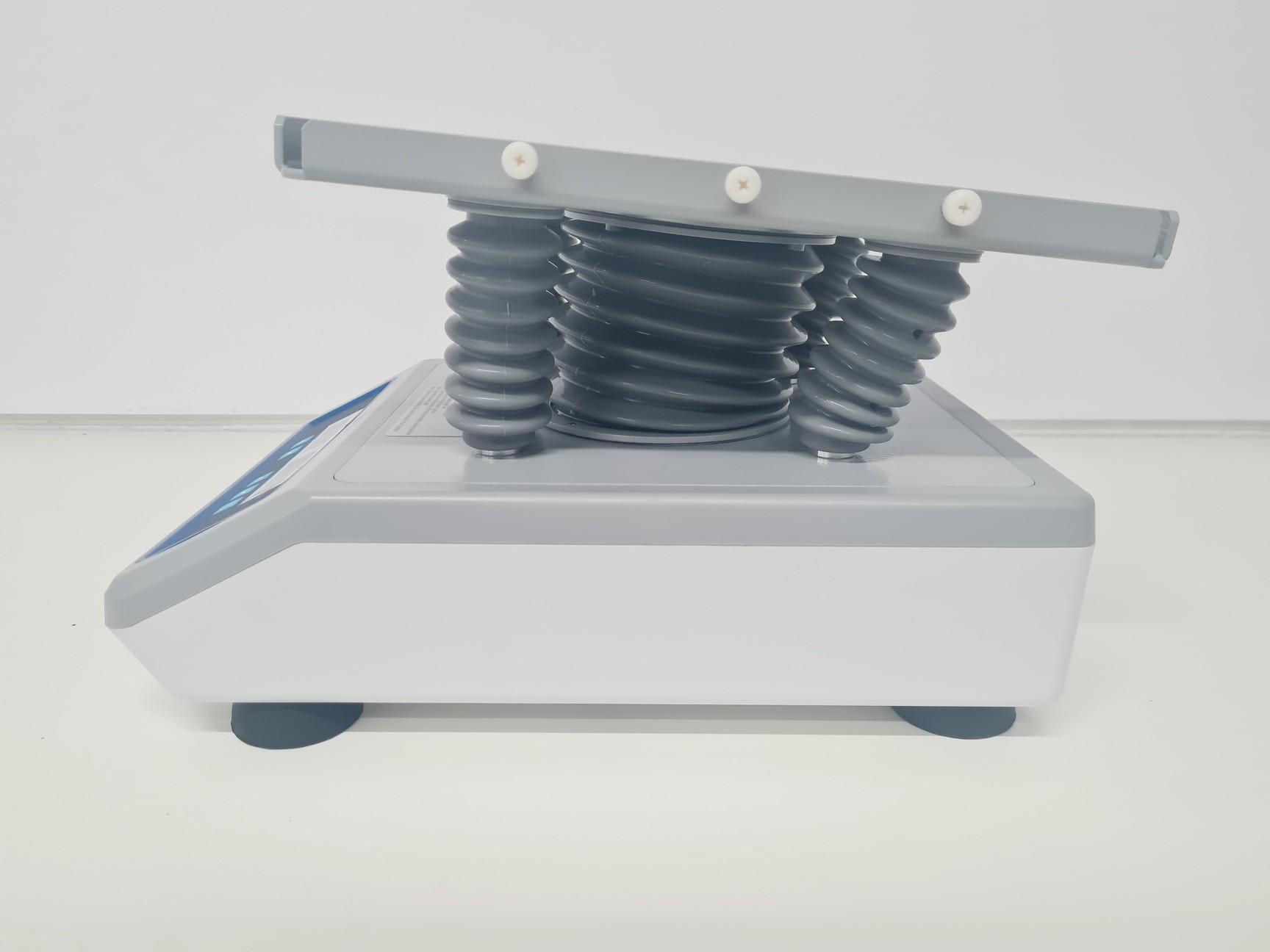 Image of Thermo Scientific Digital Waving Rotator 88882004 Lab