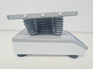 Thumbnail image of Thermo Scientific Digital Waving Rotator 88882004 Lab