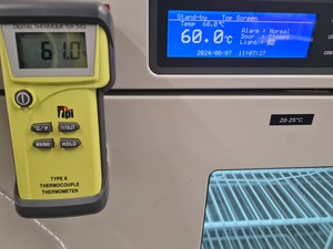 Thumbnail image of PHCBI Cooled Incubator Model MIR-154-PE Lab