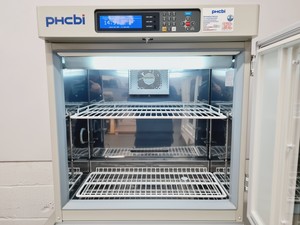 Thumbnail image of PHCBI Cooled Incubator MIR-154-PE Lab