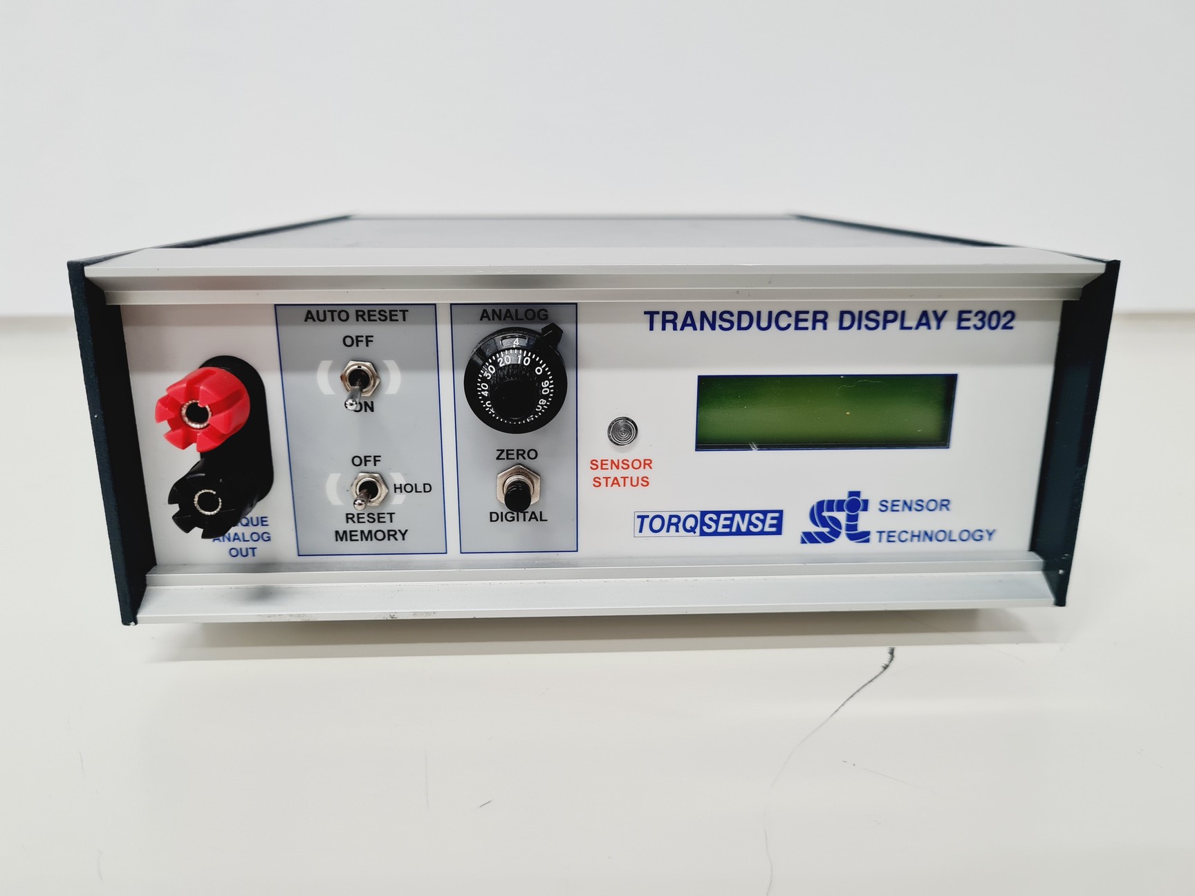 Image of Sensor Technology TORQSENSE Transducer E302 with TORQSENSE E300 RWT - 100Nm Lab