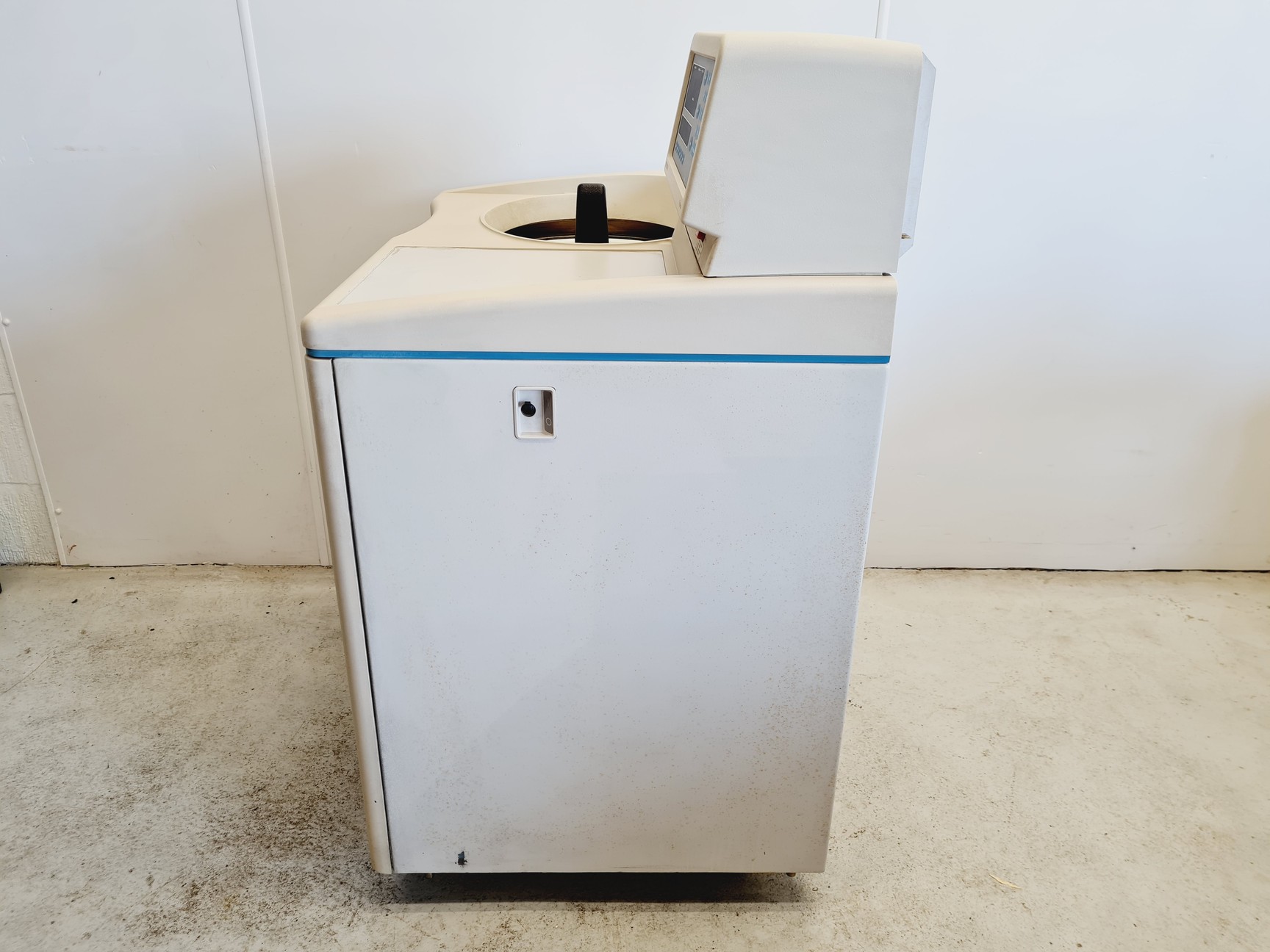 Image of Beckman Optima LE-80K Ultracentrifuge w/ Beckman SW 41 Ti Rotor Lab