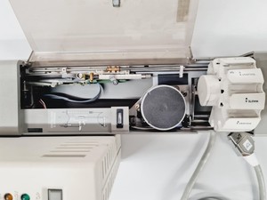 Thumbnail image of Hewlett Packard 5890 Series II Plus Gas Chromatograph w/ HP 7673 Injector Lab