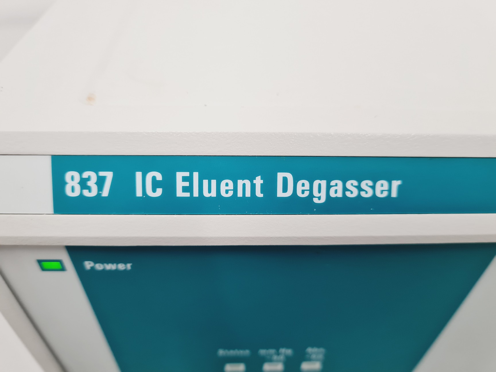 Image of Metrohm 837 IC Eluent Degasser Lab
