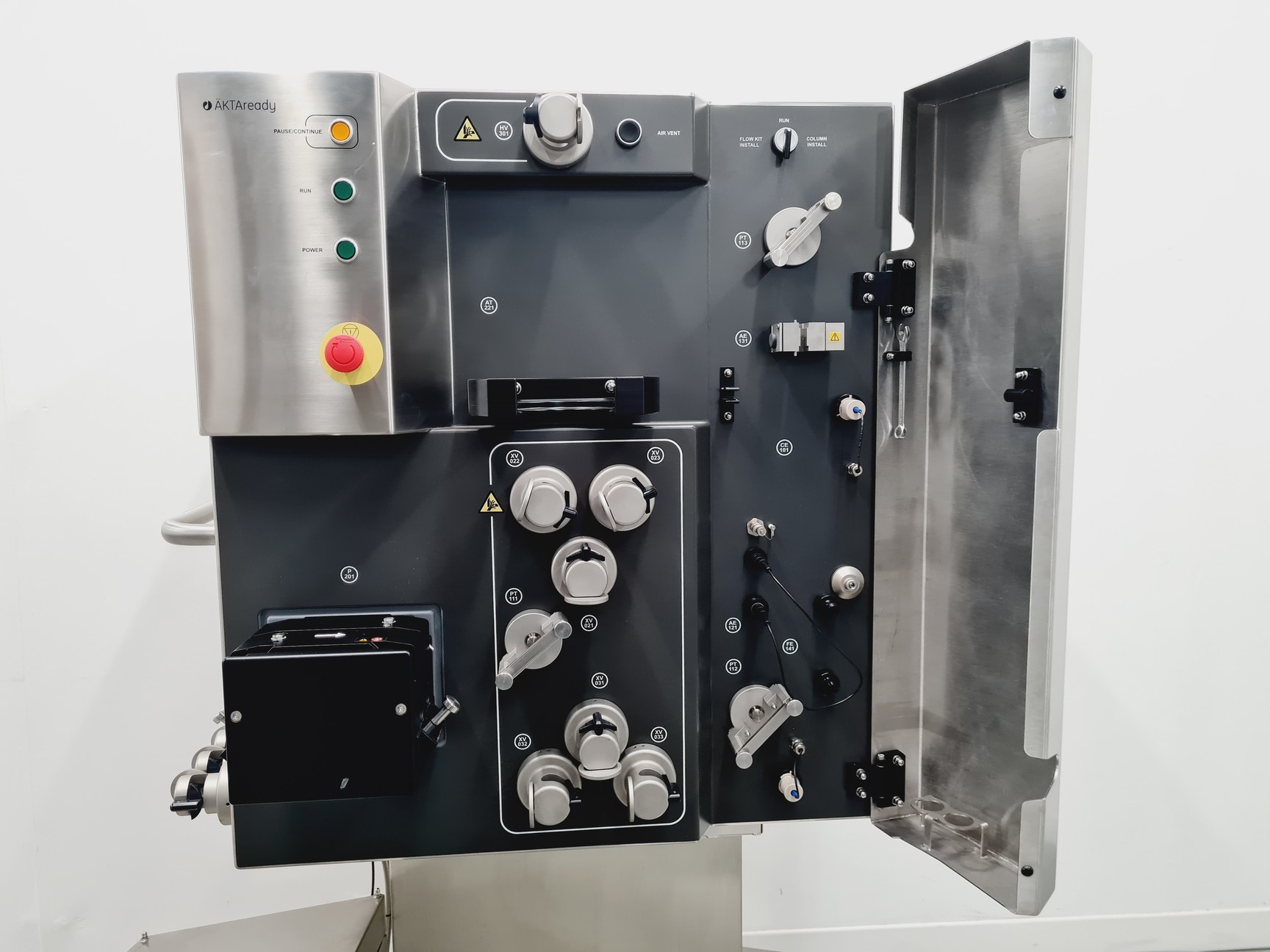 Image of GE Healthcare AKTAready Chromatography AKTA FPLC System Lab