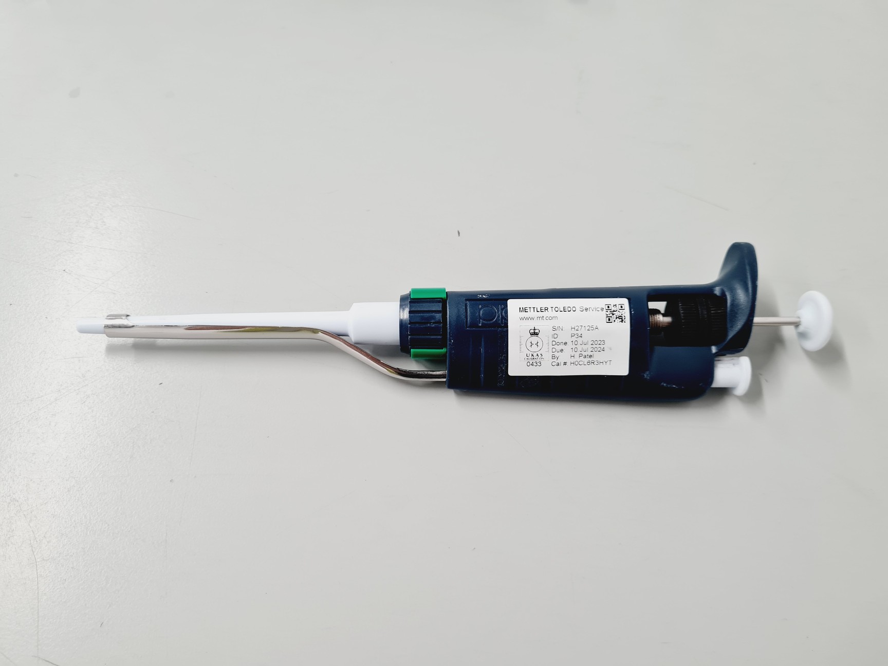 Image of 6 x Gilson Pipetman w/ Mettler Toledo Pipettes P20,P20,P100,P200,P200,P1000 Lab