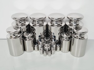 Thumbnail image of 18 x Sartorius Calibration Weights 10Kg, 5Kg, 2Kg, 500g, 100g, 50g Lab