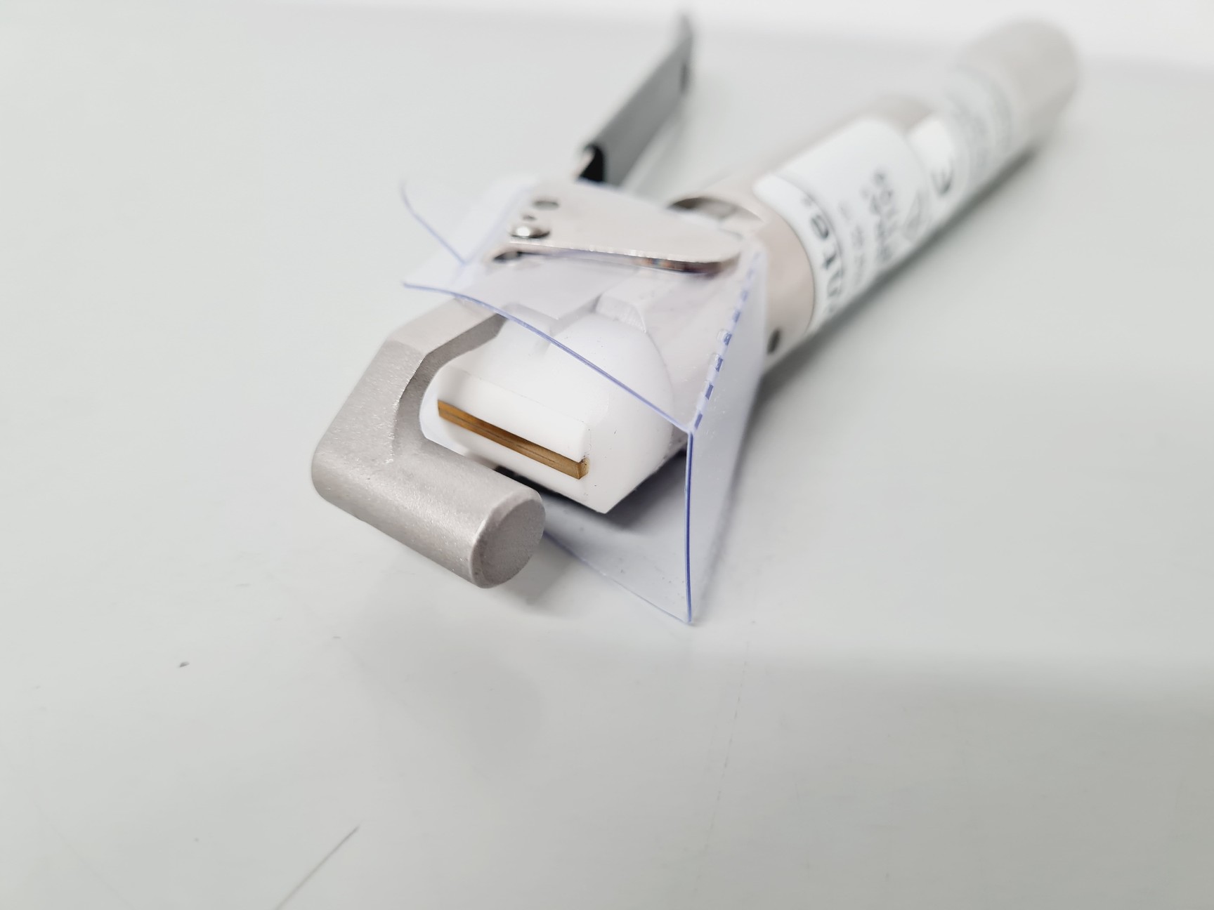 Image of Sebra Model 2600 OMNI Bench-Top Segmenting Tube Sealer System Lab