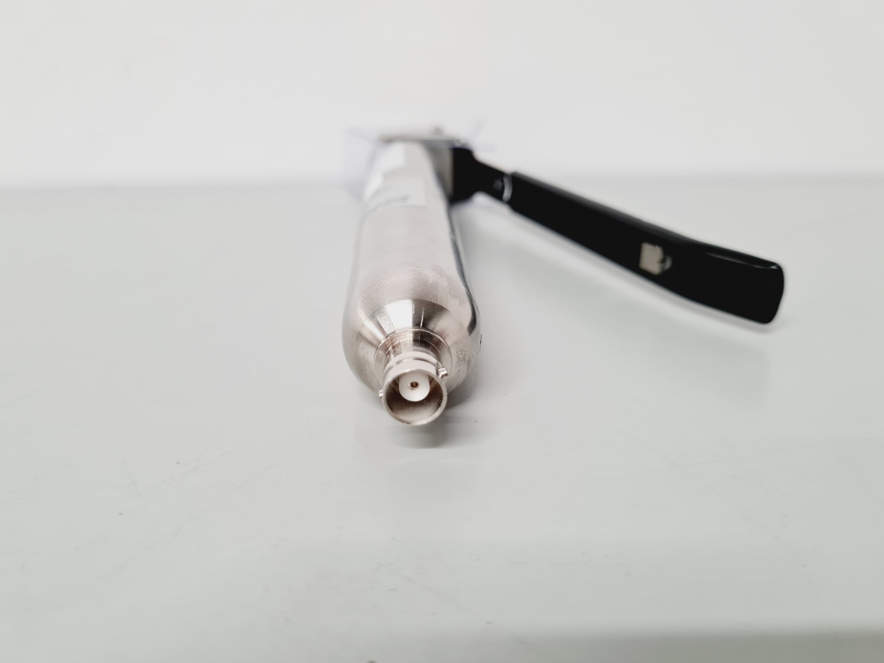 Image of Sebra Model 2600 OMNI Bench-Top Segmenting Tube Sealer System Lab