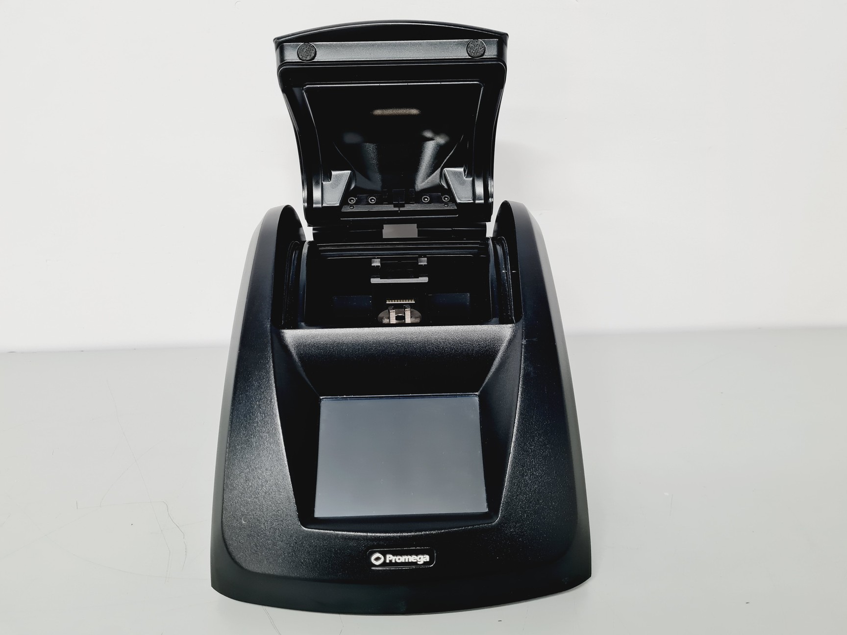 Image of Promega Glomax 20/20 Luminometer Lab