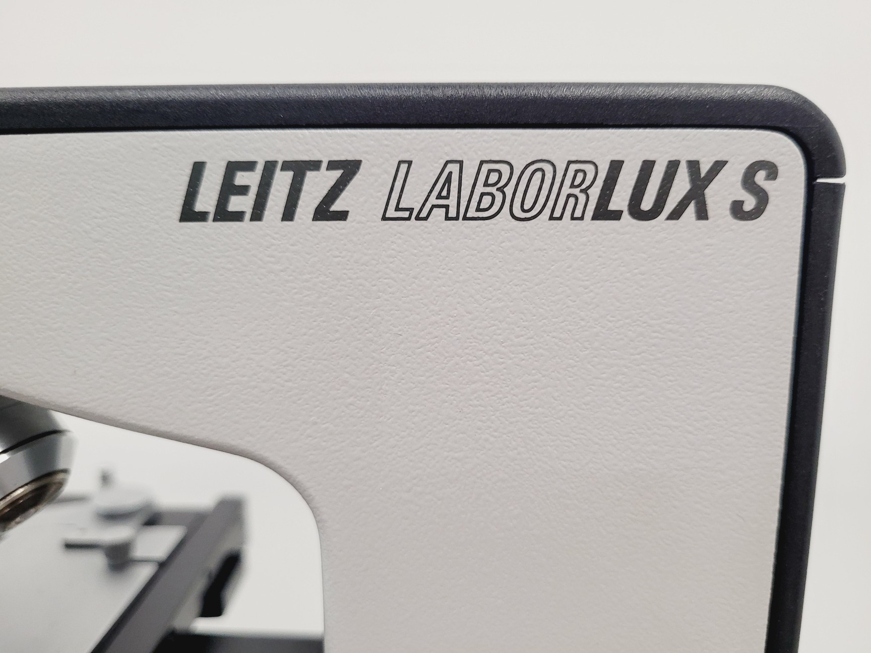 Image of Leica Leitz Laborlux S Microscope With 3 x  Objectives Lab