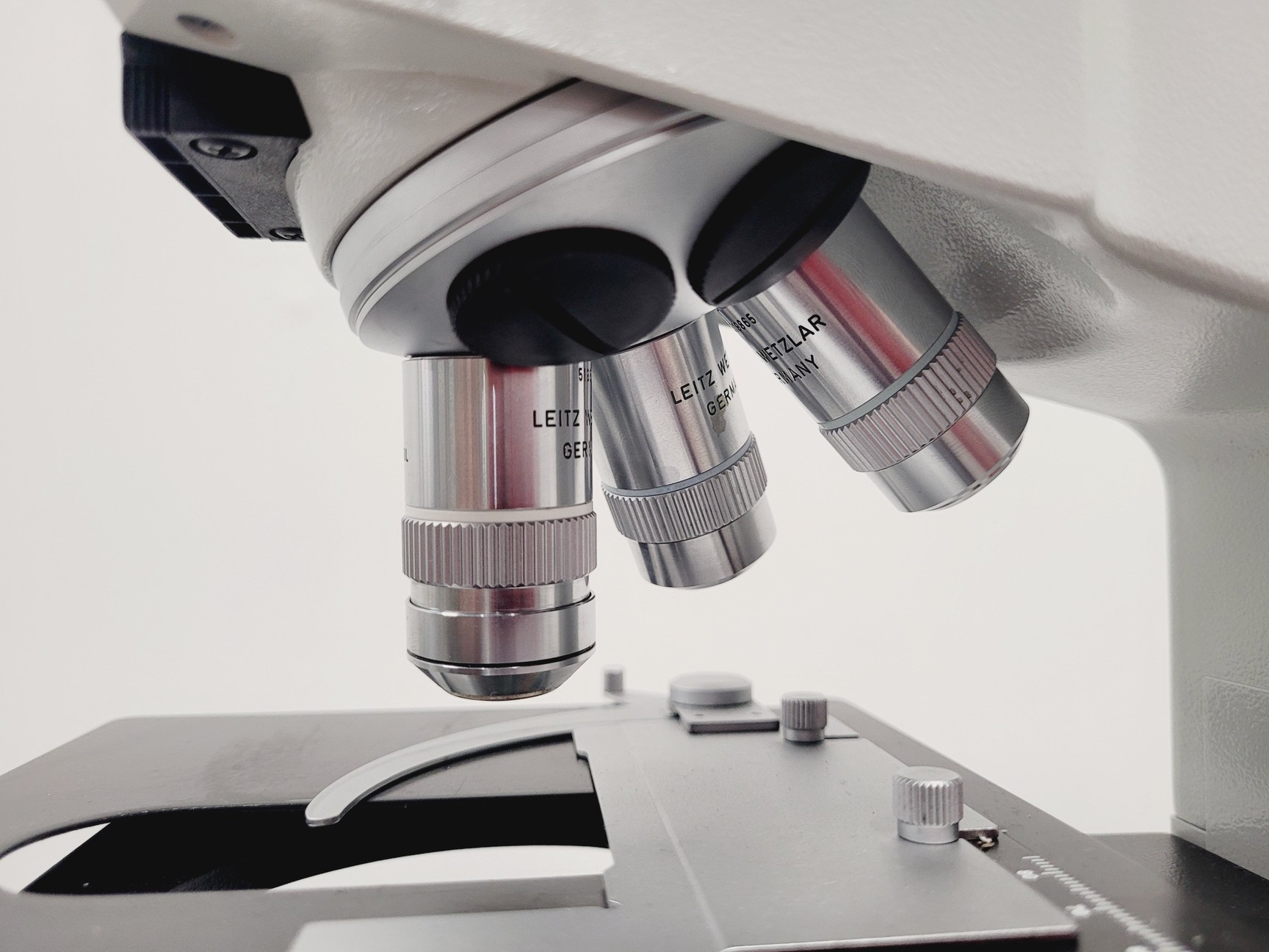 Image of Leica Leitz Laborlux S Microscope With 3 x  Objectives Lab