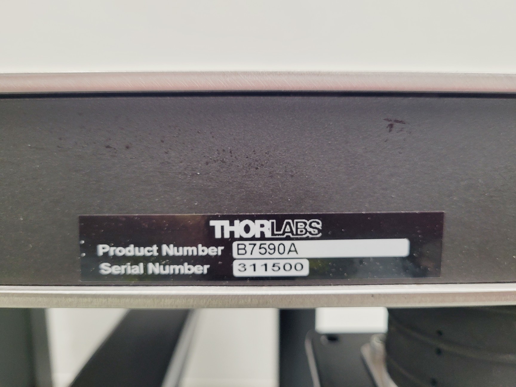 Image of Thorlabs Nexus B7590A Metric Isolation Antivibration Table 90 x 75 x 83-87cm Lab