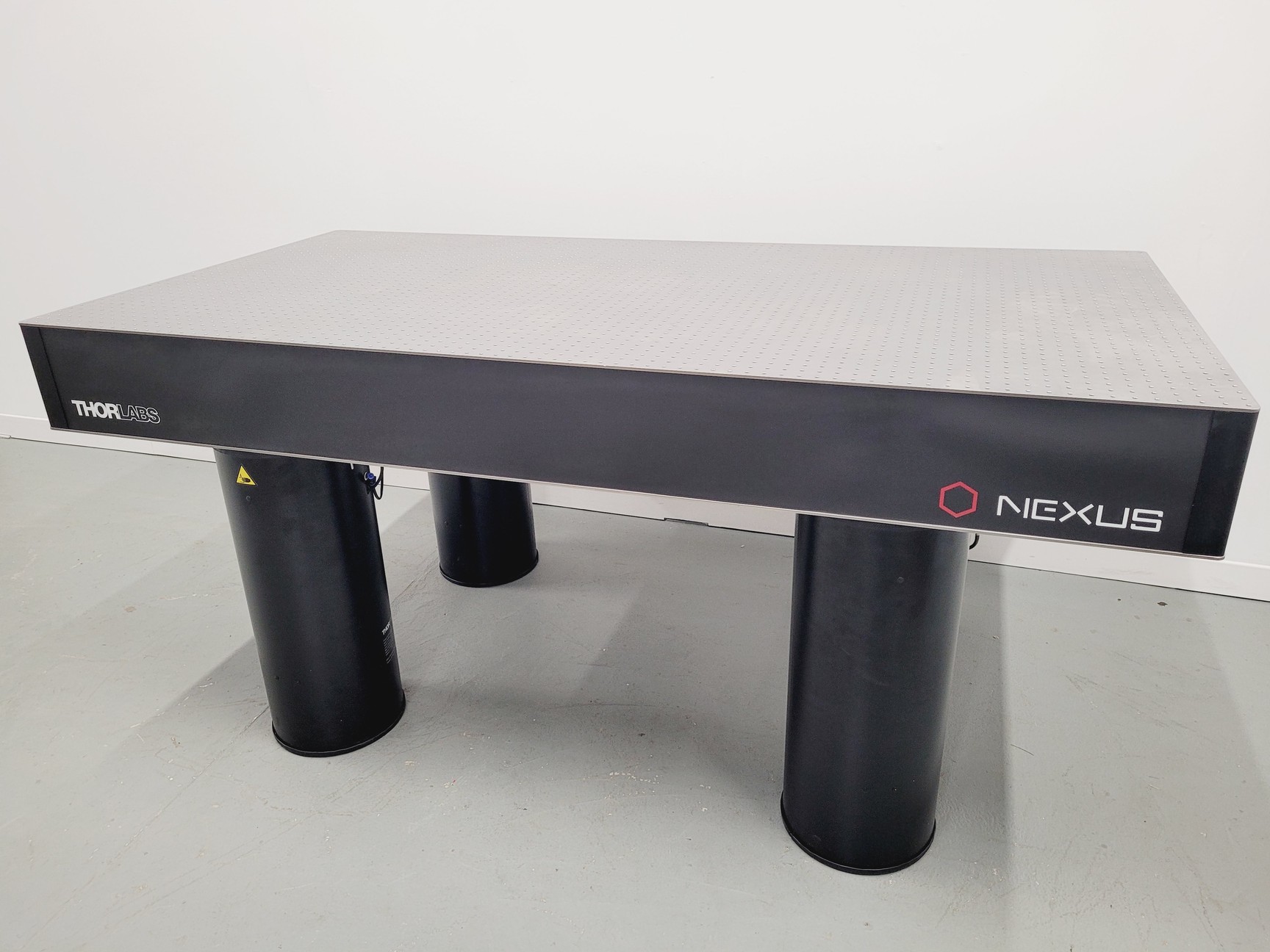 Image of Thorlabs Nexus Metric Optical Table 200 x 100 x 90cm w/ Active Isolator Legs Lab