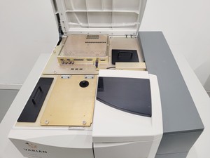 Thumbnail image of Varian 640-IR FT-IR Spectrometer Lab