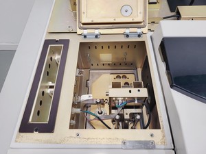 Thumbnail image of Varian 640-IR FT-IR Spectrometer Lab