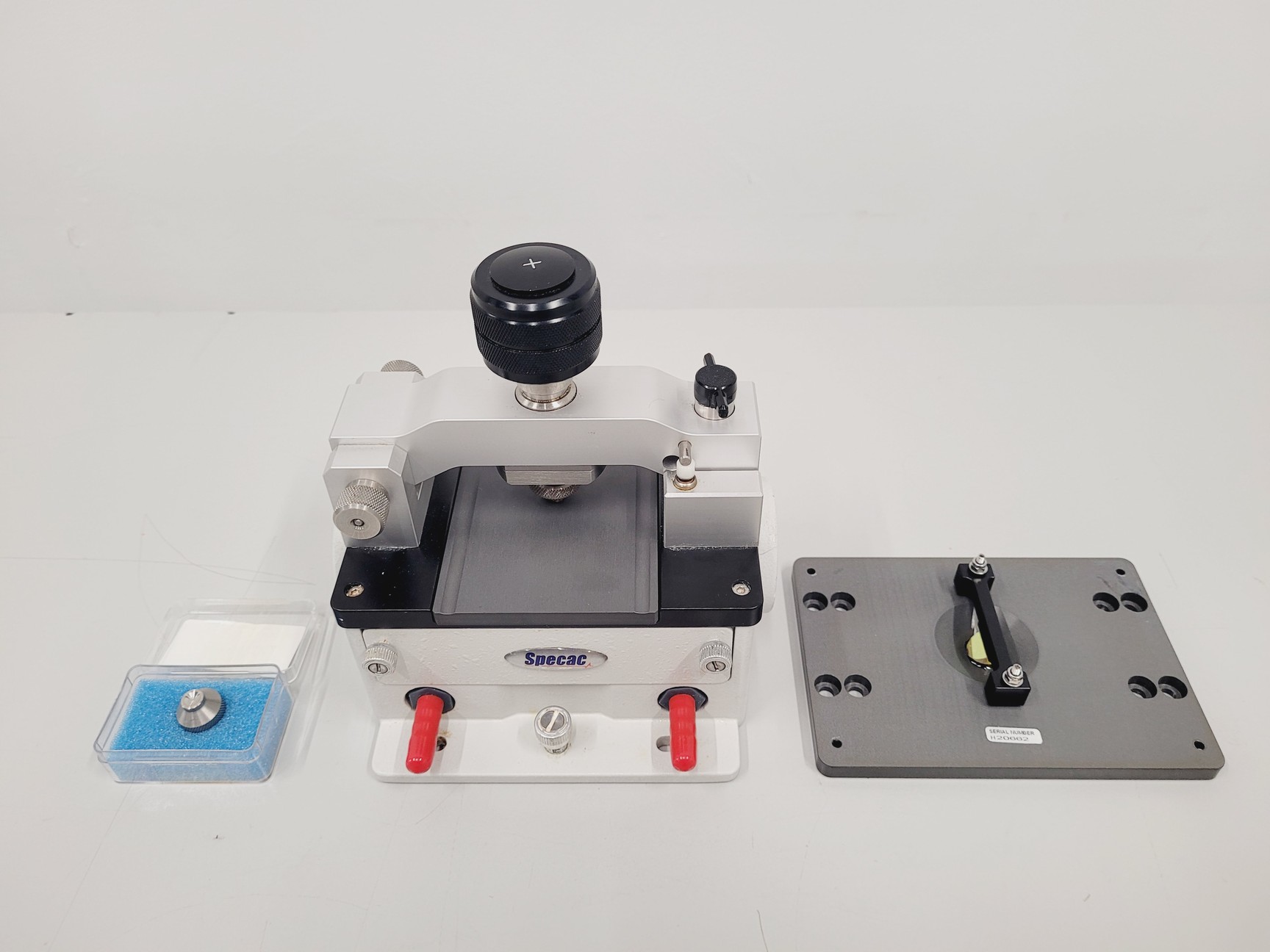 Image of Specac Silver Gate Evolution Single Reflection ATR Spectroscope Accessories Lab