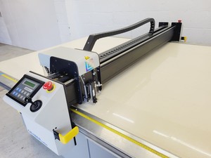 Thumbnail image of Gerber GERBERcutter DSC 1500 Single Ply Automated Fabric Cutter