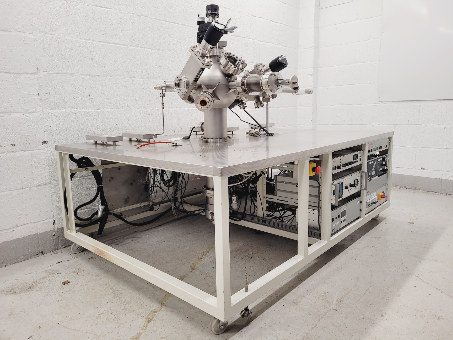 Image of Thermo Vacuum Generators High Vacuum Deposition Sputtering System Lab