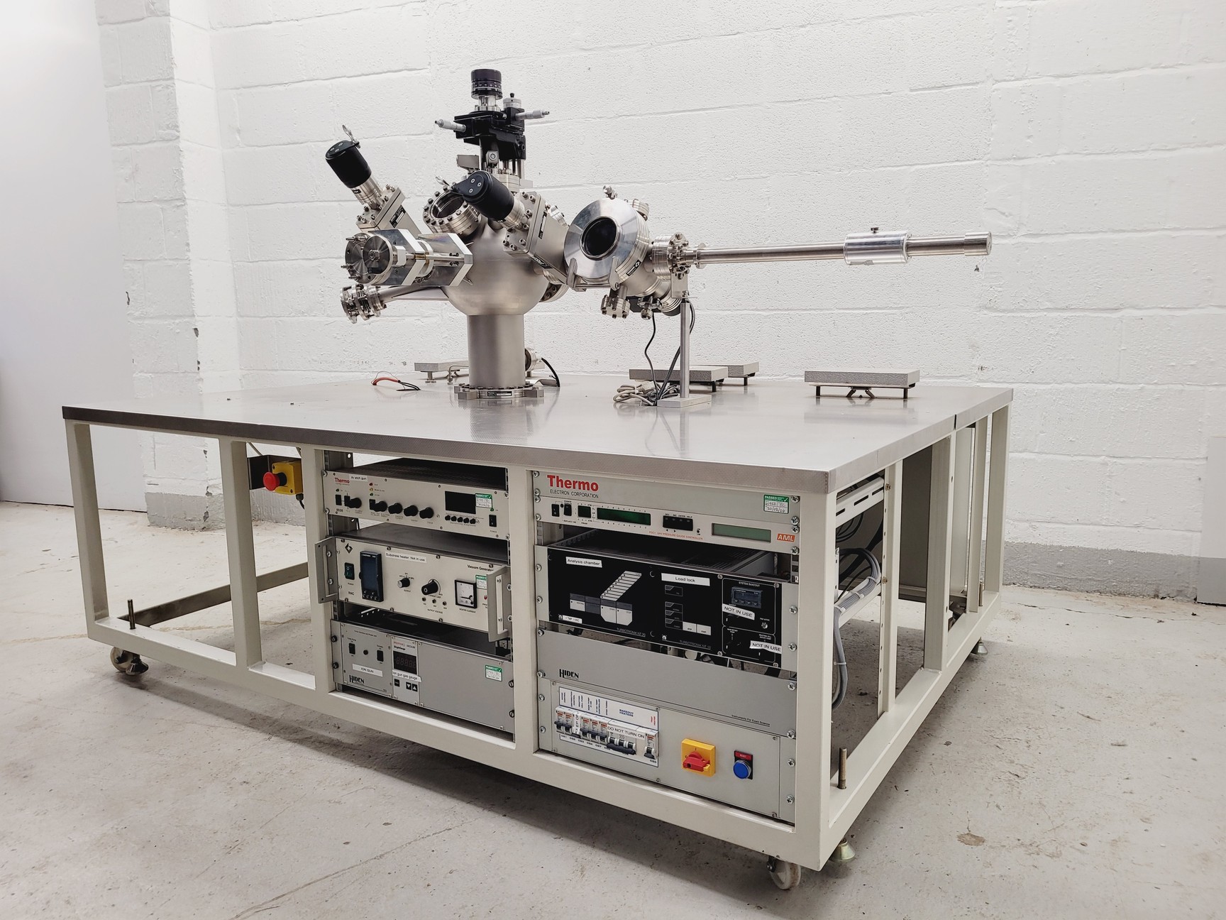 Image of Thermo Vacuum Generators High Vacuum Deposition Sputtering System Lab