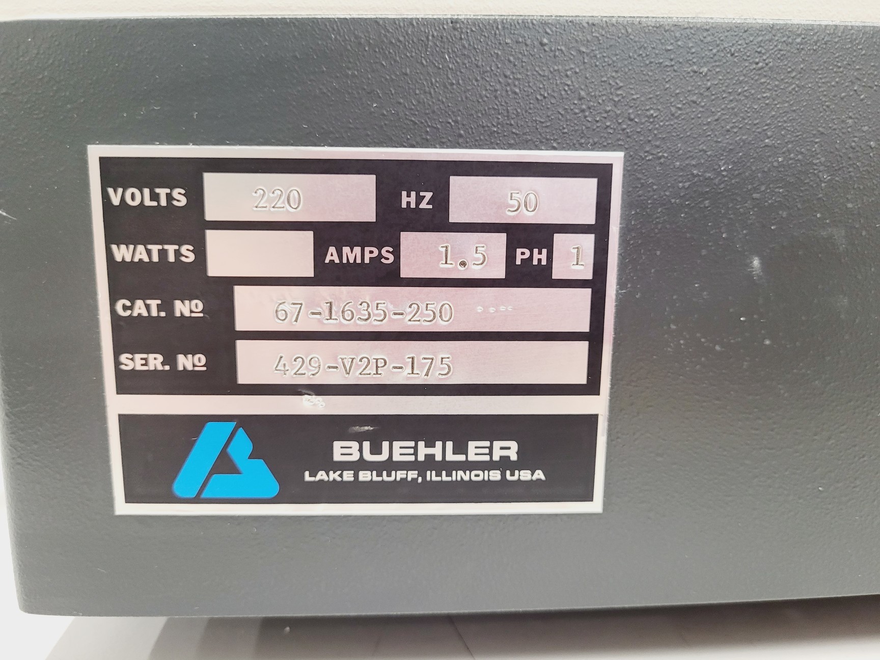 Image of Buehler Vibromet 2 Vibratory Surface Polisher Model 67-1635-250 Lab