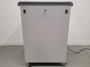 Thumbnail image of Applied Biosystems MDS SCIEX 3200 Q TRAP LC/MS/MS System w/ Nitrogen Generator