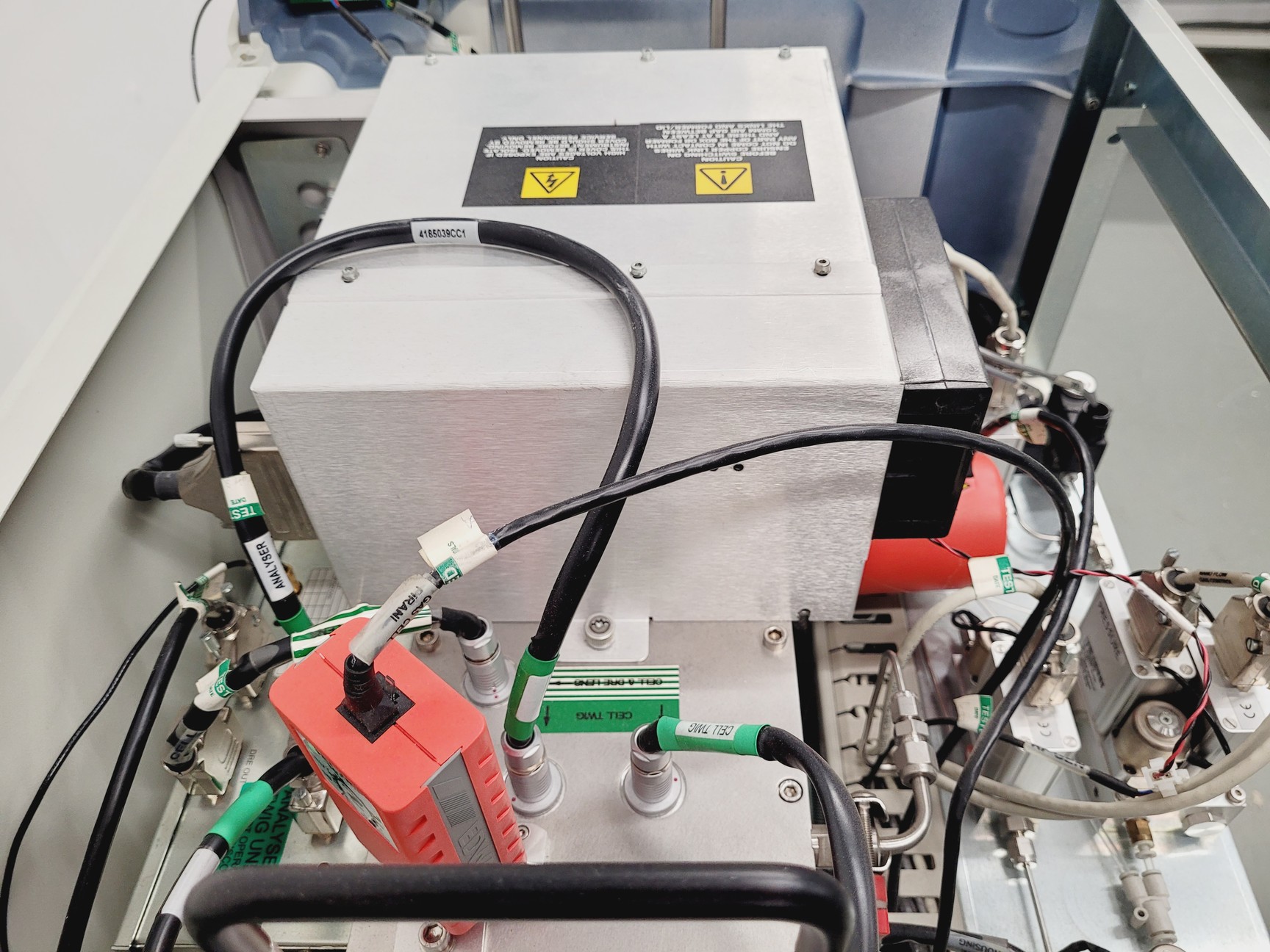 Image of Waters Micromass Q-TOF Premier Mass Spectrometer System Lab Spares/Repairs