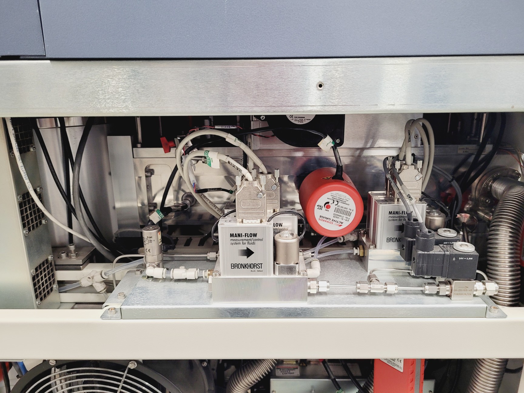 Image of Waters Micromass Q-TOF Premier Mass Spectrometer System Lab Spares/Repairs