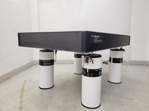 Thumbnail image of Newport RS 2000 Isolation Table 1.8 x 1.2m With 1-2000 Series Laminar Flow Legs