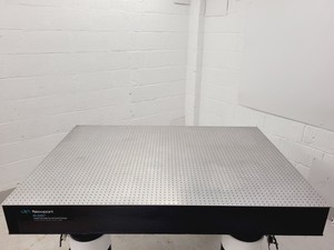 Thumbnail image of Newport RS 2000 Isolation Table 1.8 x 1.2m With 1-2000 Series Laminar Flow Legs