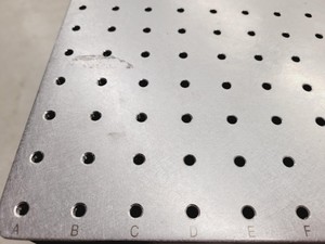 Thumbnail image of Newport RS 2000 Isolation Table 1.8 x 1.2m With 1-2000 Series Laminar Flow Legs