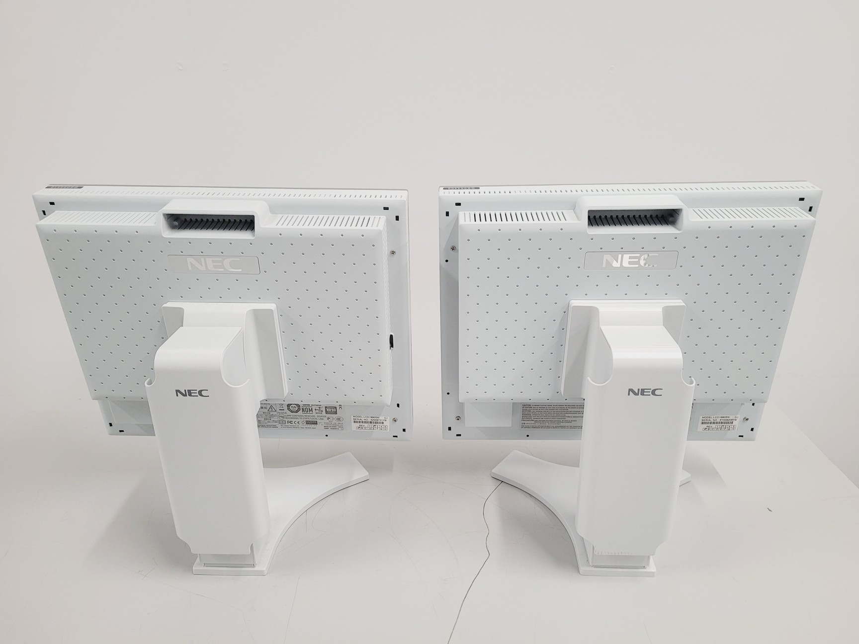 Image of Leica  DMI6000CS  CTR 6000 TCS SP5 Laser Scanning Confocal Microscope System Lab