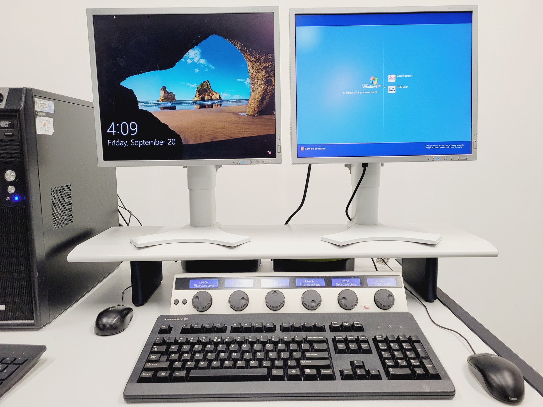 Image of Leica  DMI6000CS  CTR 6000 TCS SP5 Laser Scanning Confocal Microscope System Lab