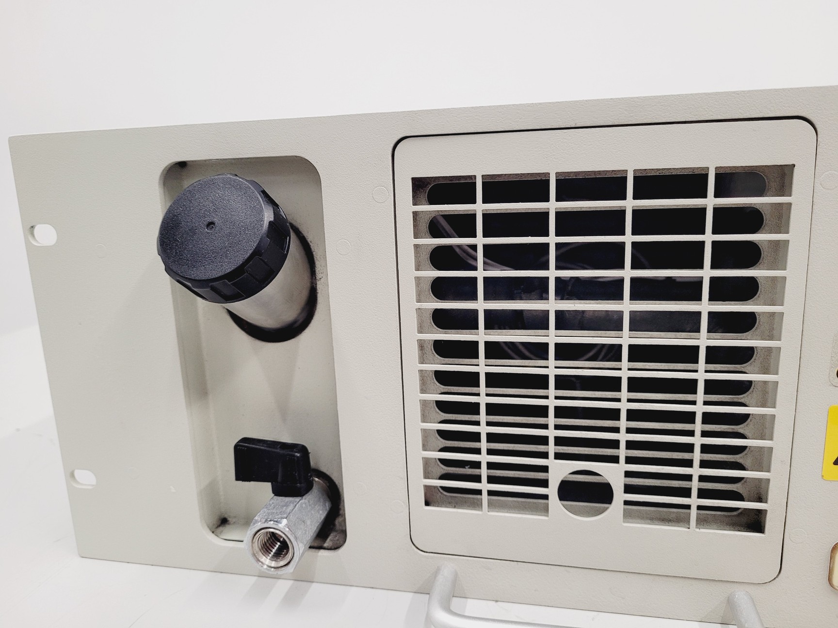 Image of Thermo Neslab KMC 100 Chiller Rack Mountable Lab