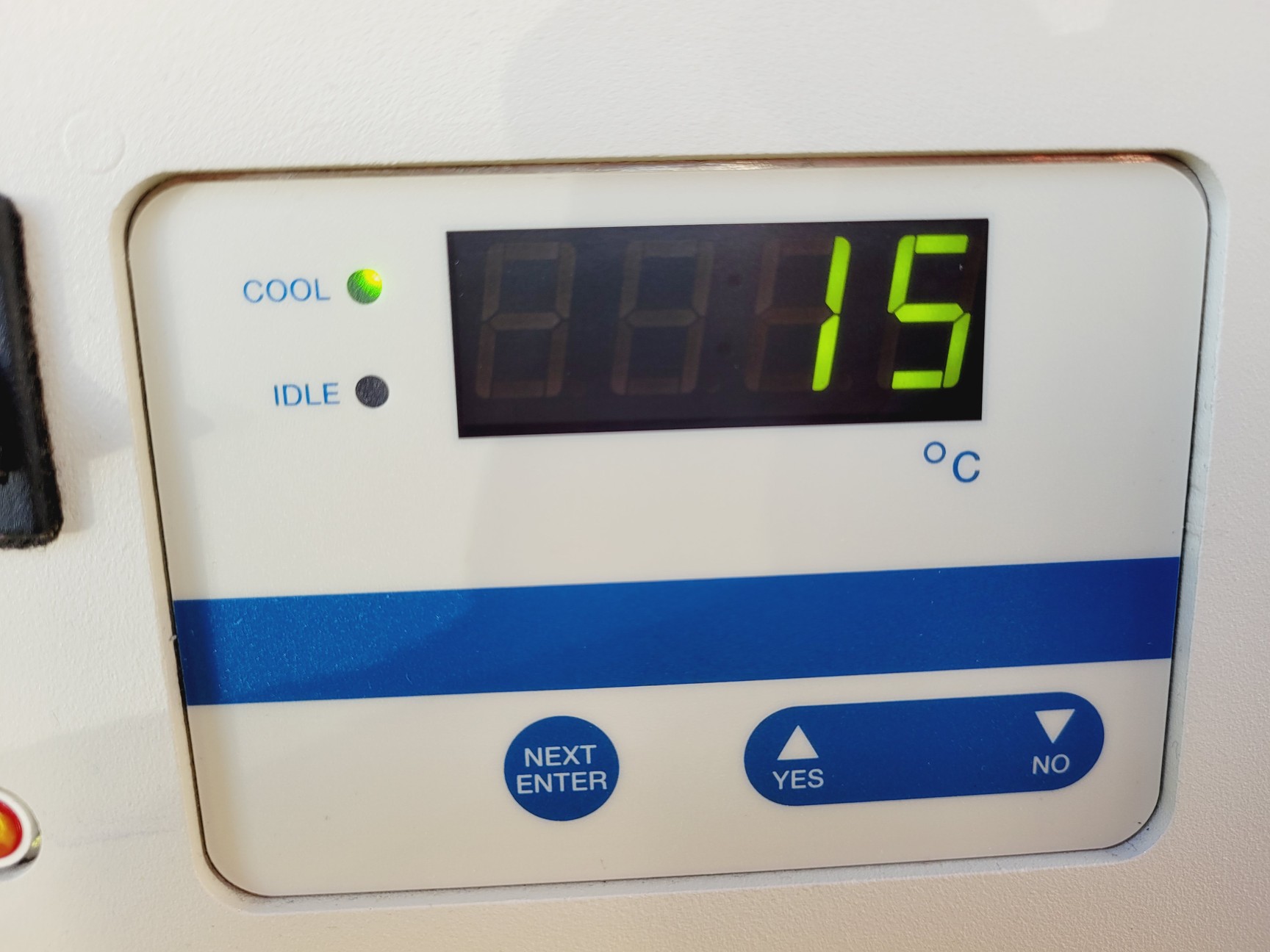 Image of Thermo Neslab KMC 100 Chiller Rack Mountable Lab