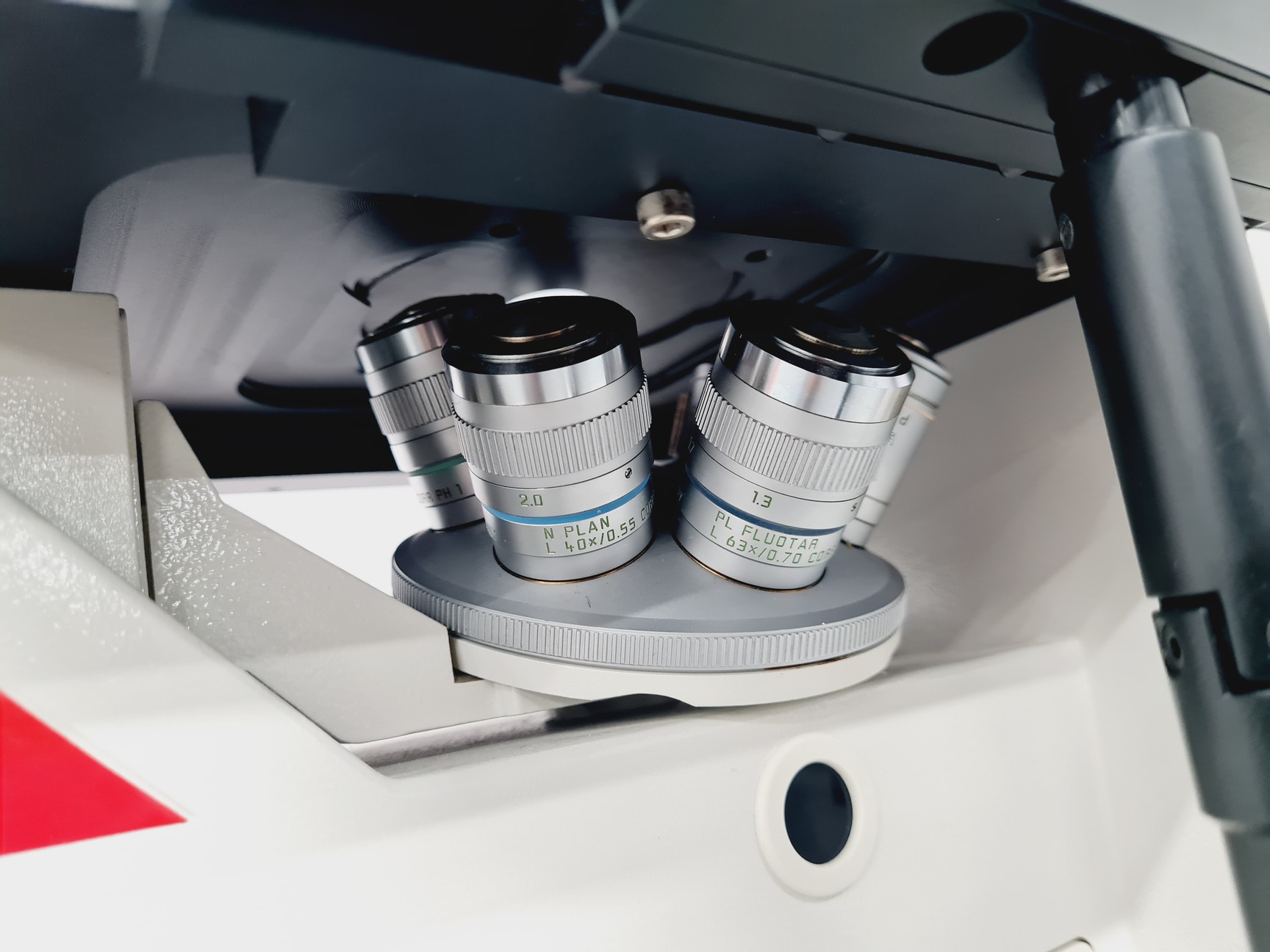 Image of Leica DMIRB Inverted Microscope With 6 Objectives & EBQ 100 PSU Lab