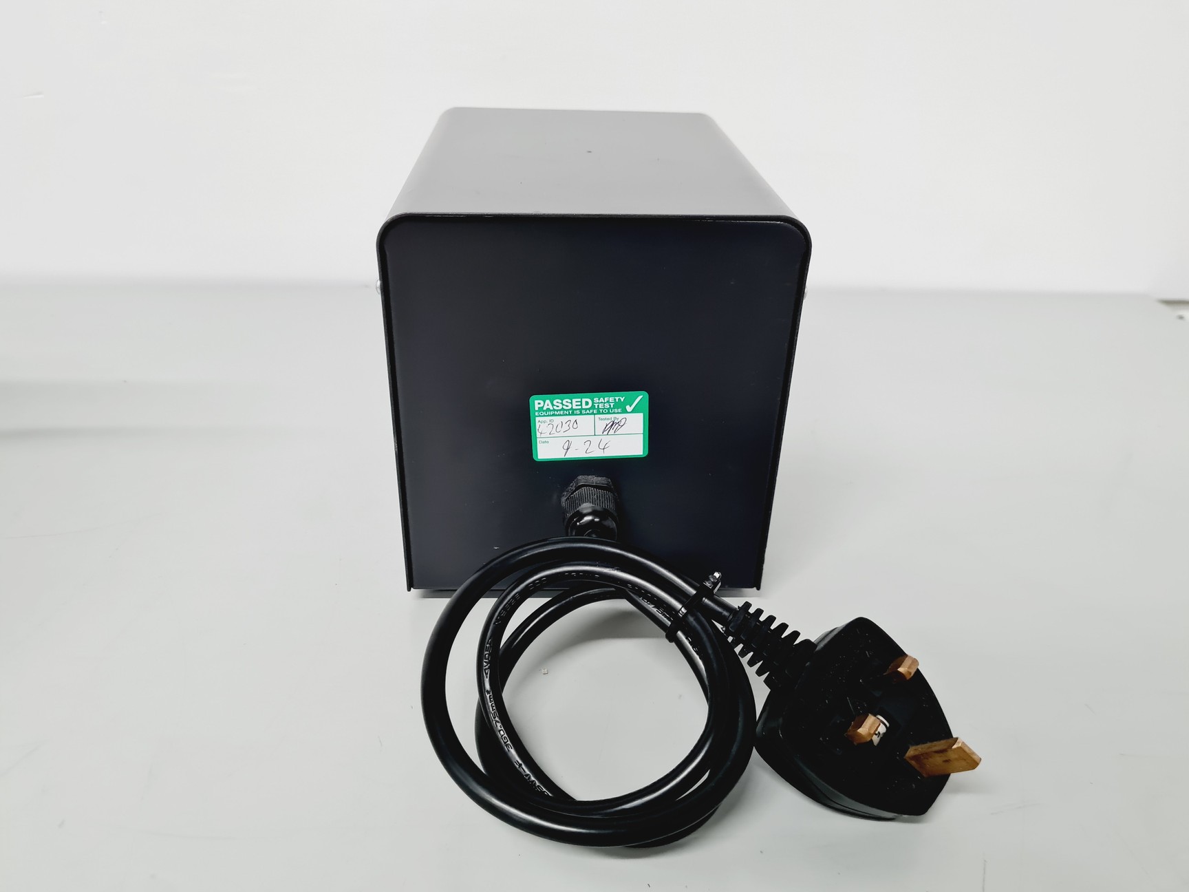 Image of Diagenode Bioruptor Sonication System UCD-200TM-EX Lab