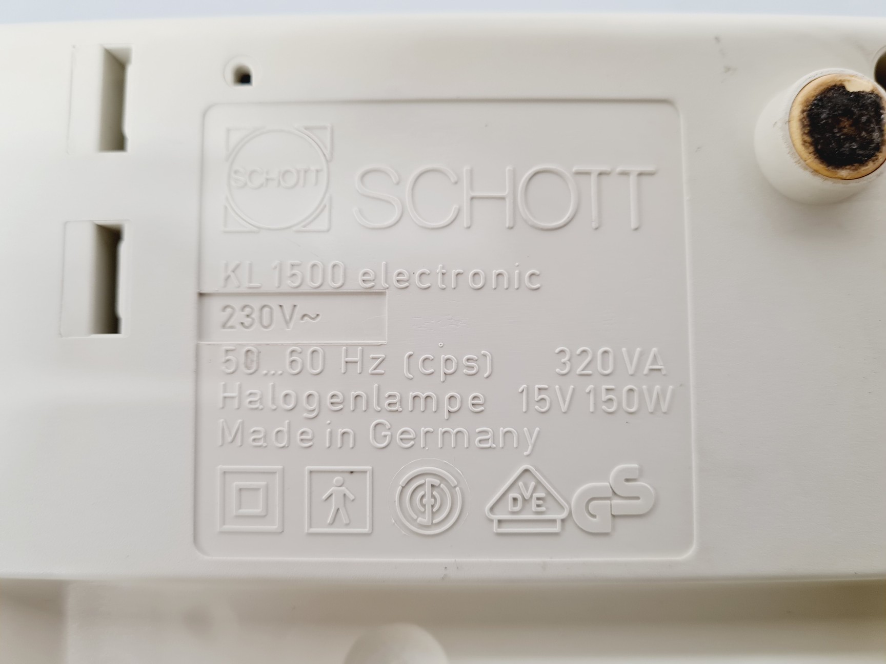 Image of Leica S6D Stereo Microscope 6.3x-40x Leica L2 Lightbox and Schott KL 150 Lab