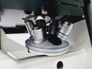 Thumbnail image of Leica DMIRB Inverted Microscope With 5 Objectives & EBQ 100 PSU Lab